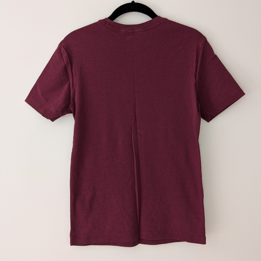 NWOT Banana Republic Luxe Touch Performance Tee - XS - Picture 5 of 5